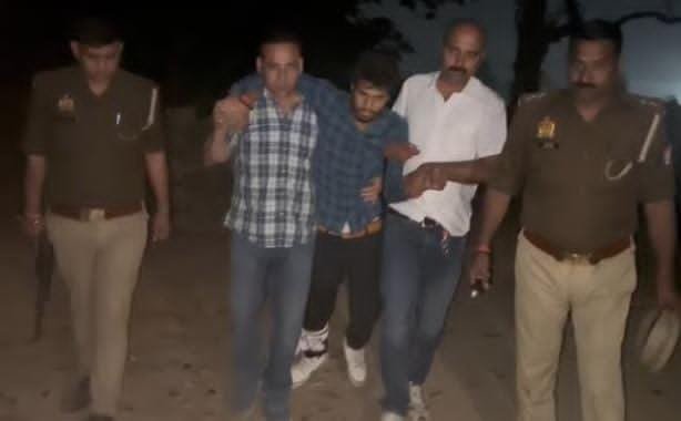 बल्दीराय पुलिस की बड़ी कामयाबी 50 हजार का इनामी वांछित बदमाश पुलिस मुठभेड़ में घायल