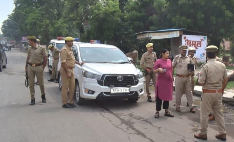 श्रावण मास और कांवड़ यात्रा को लेकर एसपी ने किया सुरक्षा व्यवस्थाओं का निरीक्षण
